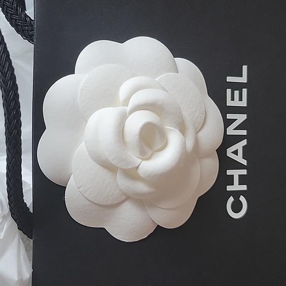 Chanel Sampler Gift Set - Picture 10 of 10